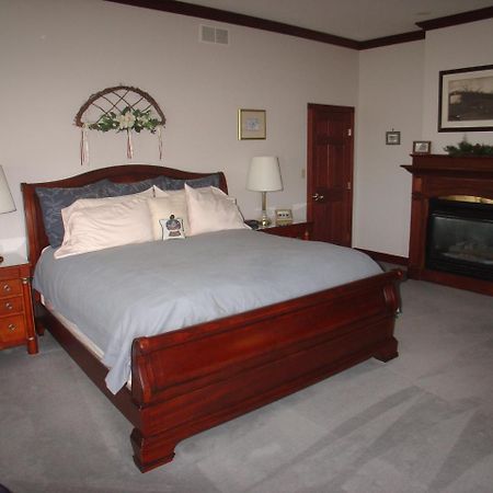 Brightwood Inn Oglesby Exterior photo